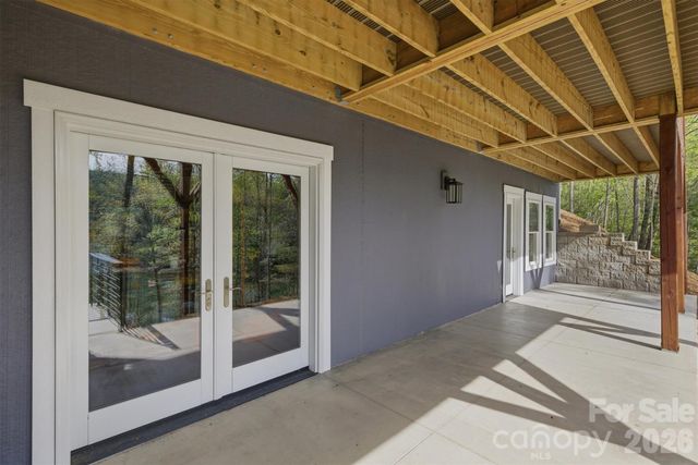 10 Otter Cove Court, Nebo, NC 28761
