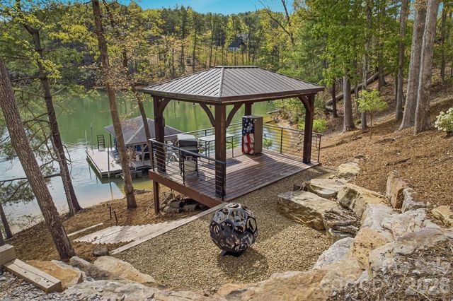 10 Otter Cove Court, Nebo, NC 28761