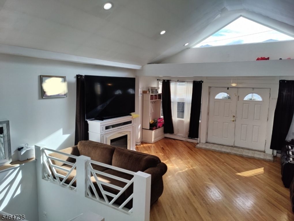 1512 41St St, North Bergen Twp., NJ 07047 — photo 4