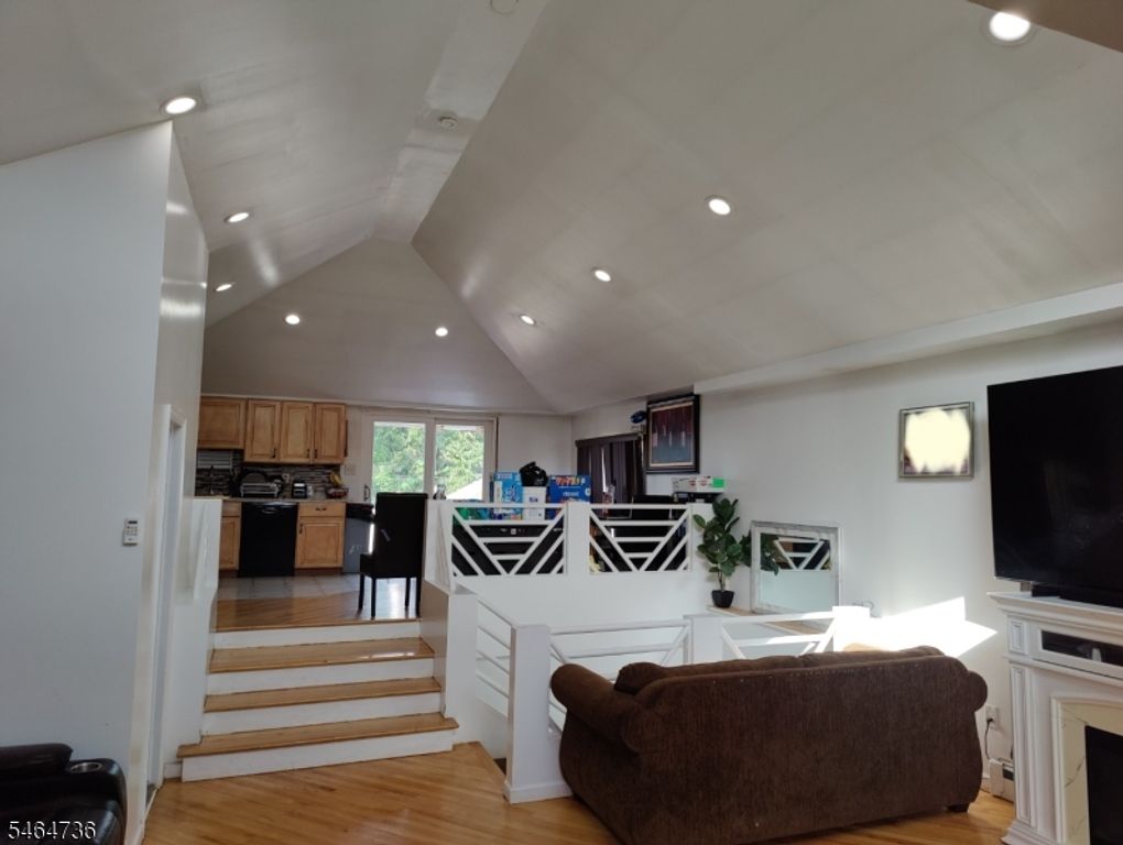 1512 41St St, North Bergen Twp., NJ 07047 — photo 5