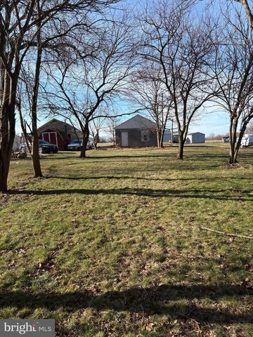 104 S 2ND ST, Womelsdorf, PA 19567