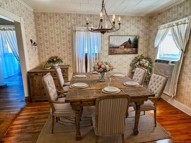 232 Court Street, West Haven, CT 06516