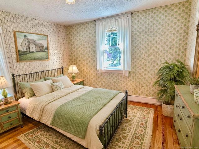 232 Court Street, West Haven, CT 06516