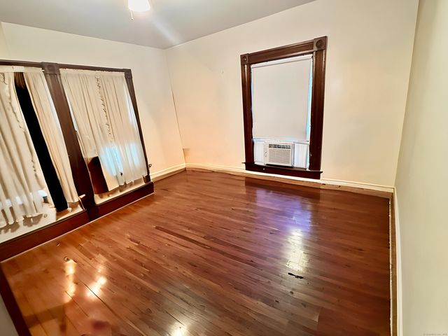 232 Court Street, West Haven, CT 06516