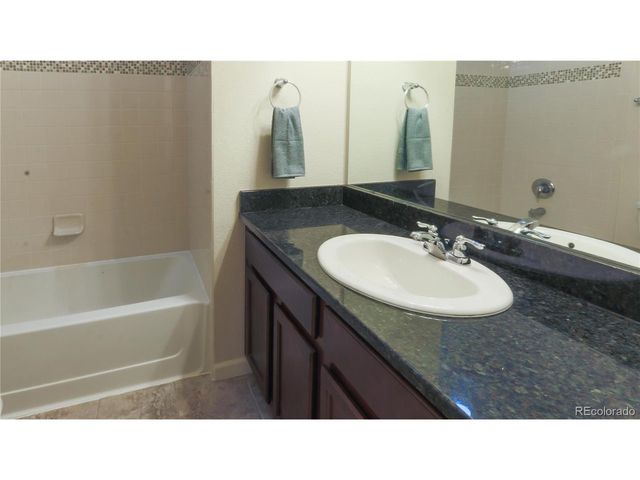 26279 E Calhoun Pl, Aurora, CO 80016