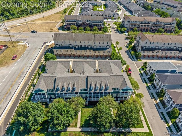 300 Beverly Avenue, Auburn Hills, MI 48326