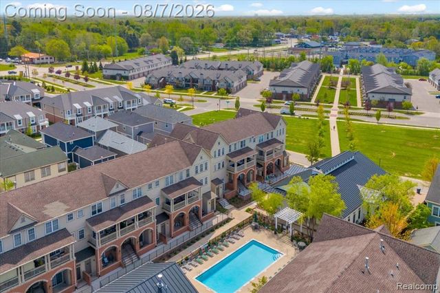 300 Beverly Avenue, Auburn Hills, MI 48326