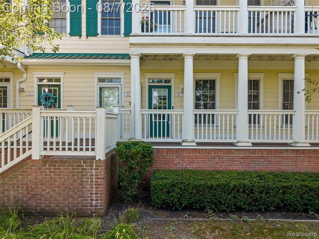 300 Beverly Avenue, Auburn Hills, MI 48326