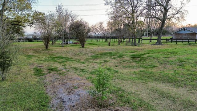 1003 Bowie Street, Baytown, TX 77520