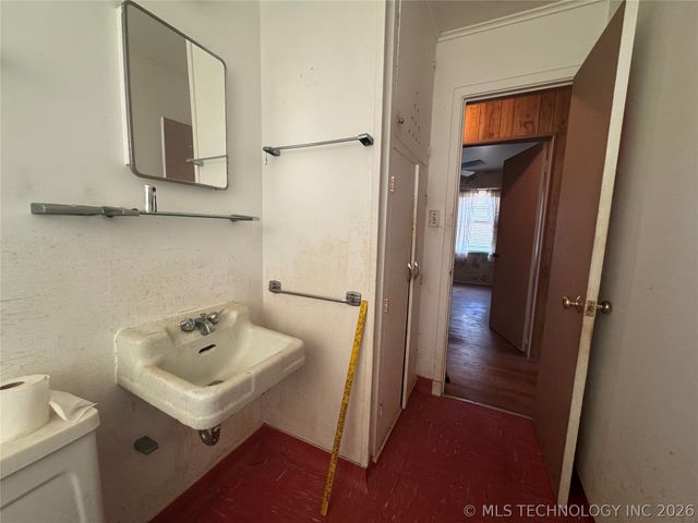 1573 S Penn Avenue, Bartlesville, OK 74003