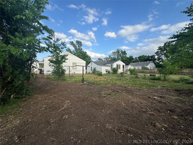 1573 S Penn Avenue, Bartlesville, OK 74003