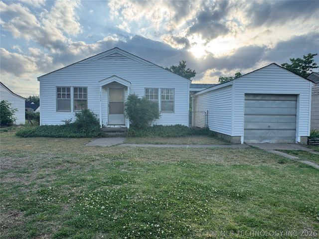 1573 S Penn Avenue, Bartlesville, OK 74003