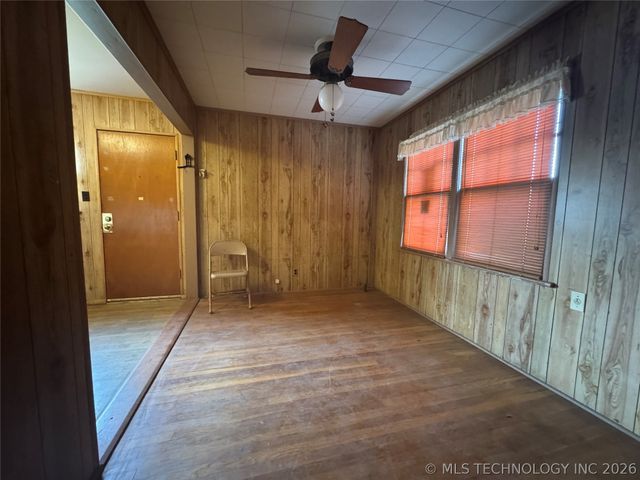 1573 S Penn Avenue, Bartlesville, OK 74003