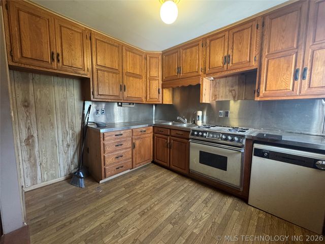 1573 S Penn Avenue, Bartlesville, OK 74003