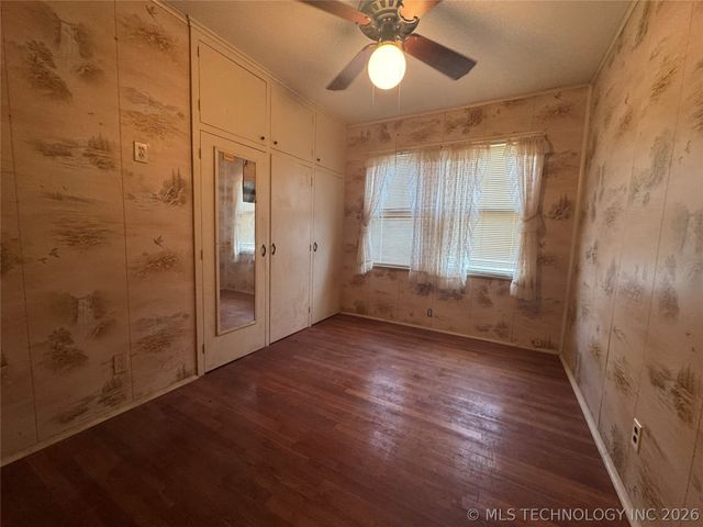 1573 S Penn Avenue, Bartlesville, OK 74003