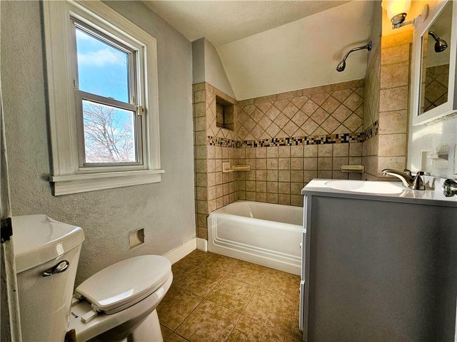 56 Ellis Drive, Gates, NY 14624