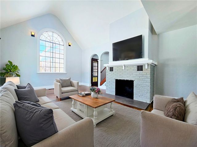 56 Ellis Drive, Gates, NY 14624