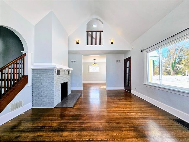 56 Ellis Drive, Gates, NY 14624