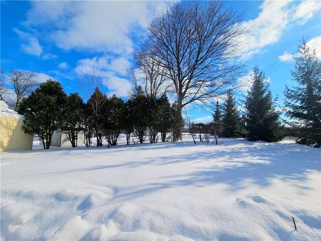 56 Ellis Drive, Gates, NY 14624