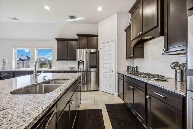 2726 Cutter Court, Manvel, TX 77578