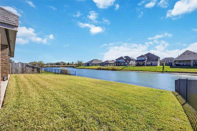 2726 Cutter Court, Manvel, TX 77578