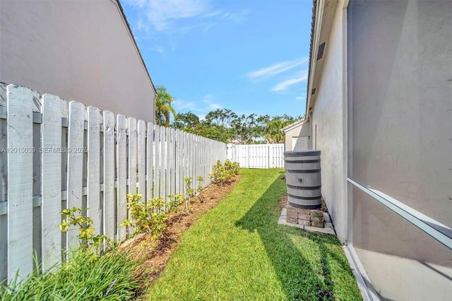 941 Briar Ridge Road, Weston, FL 33327