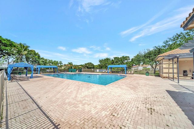 941 Briar Ridge Road, Weston, FL 33327