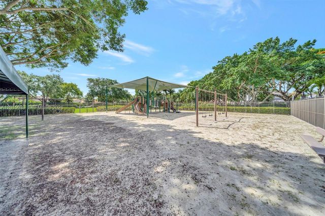 941 Briar Ridge Road, Weston, FL 33327