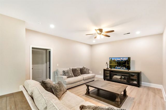 130 Rochester Road, Townville, SC 29689