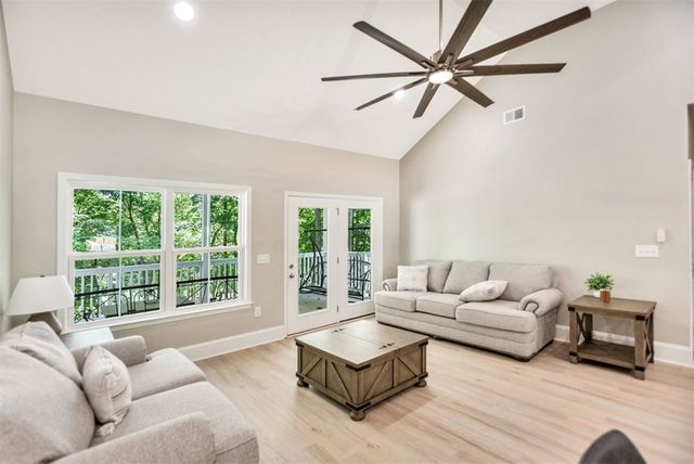 130 Rochester Road, Townville, SC 29689