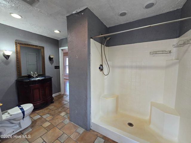 239 Riverwood Drive, Hertford, NC 27944