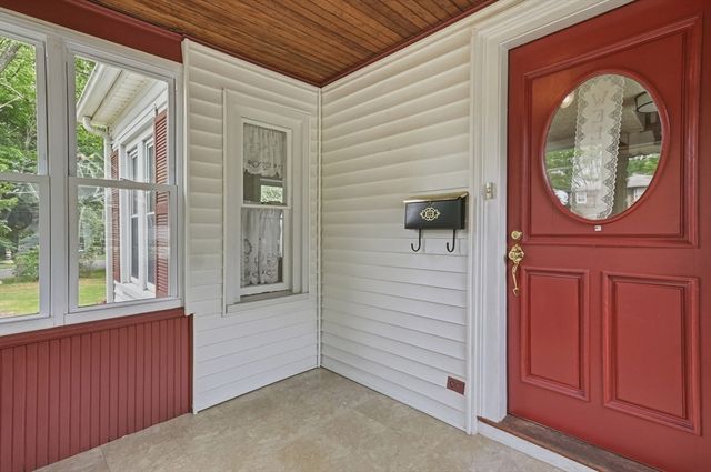 7 Linden Street, Ashland, MA 01721