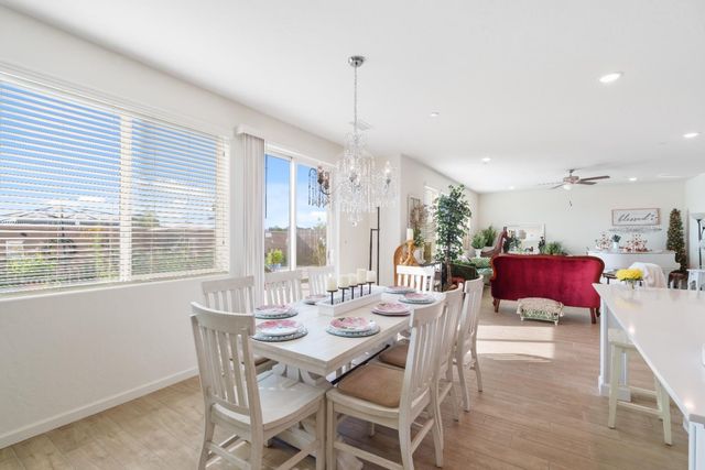 1617 N Filbert Avenue, Fresno, CA 93727