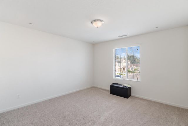 1617 N Filbert Avenue, Fresno, CA 93727