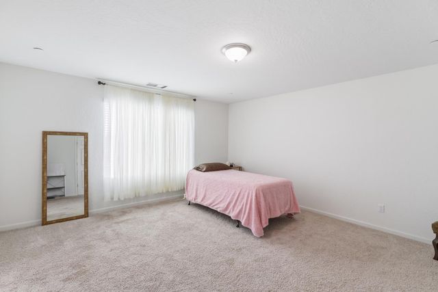 1617 N Filbert Avenue, Fresno, CA 93727