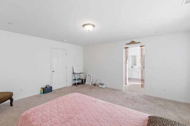 1617 N Filbert Avenue, Fresno, CA 93727