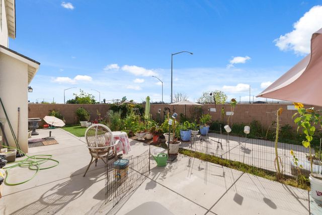 1617 N Filbert Avenue, Fresno, CA 93727