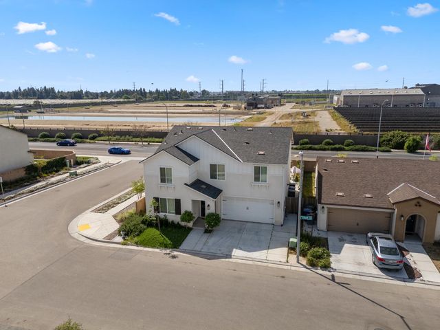 1617 N Filbert Avenue, Fresno, CA 93727