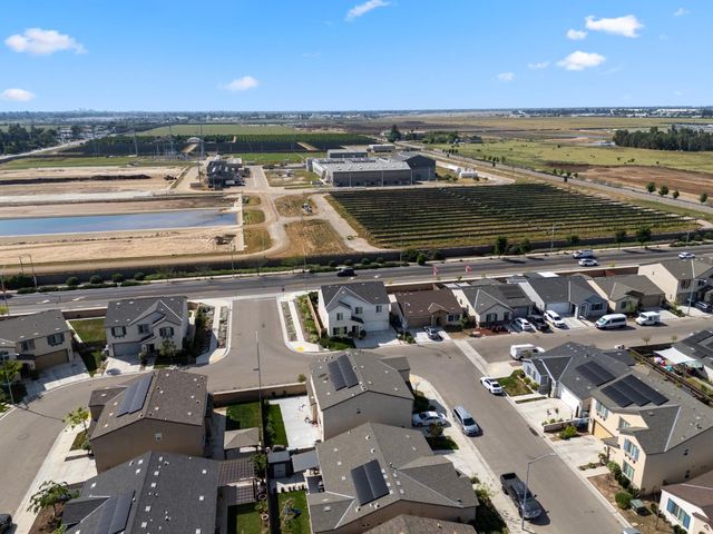 1617 N Filbert Avenue, Fresno, CA 93727