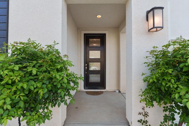 1617 N Filbert Avenue, Fresno, CA 93727