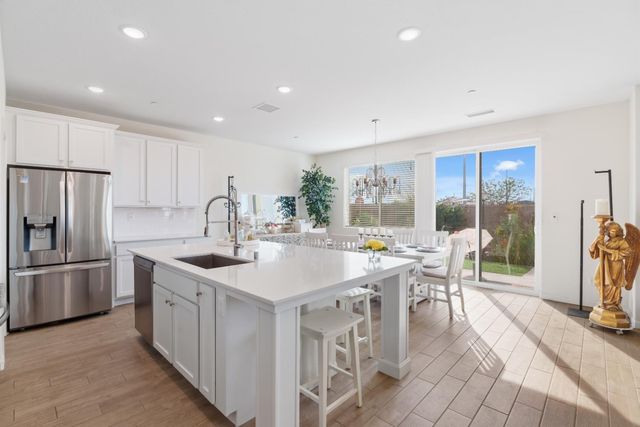 1617 N Filbert Avenue, Fresno, CA 93727