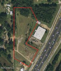 S I - 55 Frontage Road, Byram, MS 39272