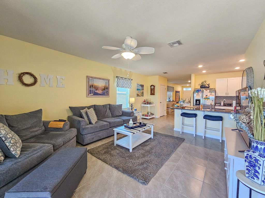 Image 9 of property listing at 3106 BORASSUS DRIVE, New Smyrna Beach, FL 32168