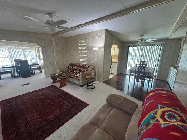 8 Grande Camino Place, Fort Pierce, FL 34951