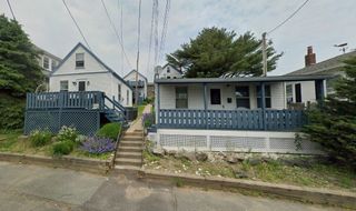 21 Siren St A, Winthrop, MA 02152