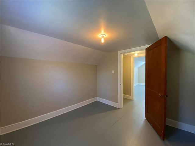 2135 Griffith Road, Winston-salem, NC 27103