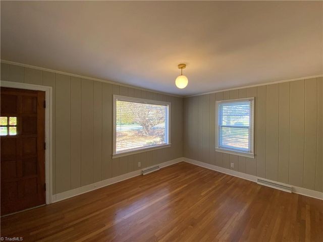 2135 Griffith Road, Winston-salem, NC 27103