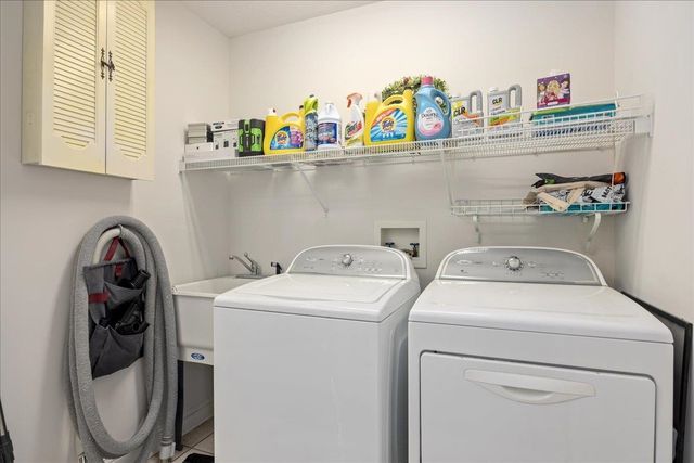 2915 BARRINGTON DR, Rockingham, VA 22801