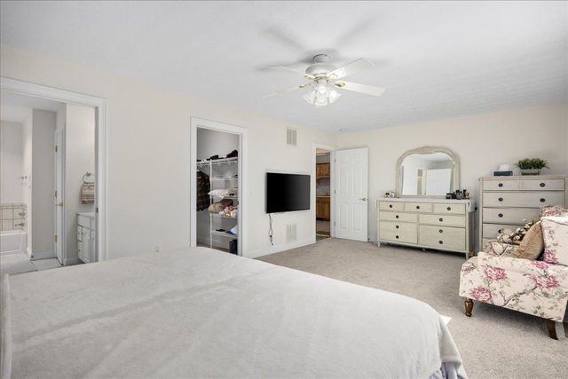 2915 BARRINGTON DR, Rockingham, VA 22801