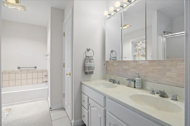 2915 BARRINGTON DR, Rockingham, VA 22801